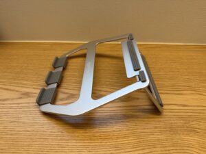 Amazonベーシック ノートパソコン用スタンド